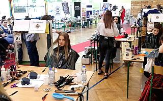 O fryzjerstwie marzyła od dziecka. Reprezentantka Warmii i Mazur wśród najsprawniejszych uczniów fryzjerstwa w Polsce